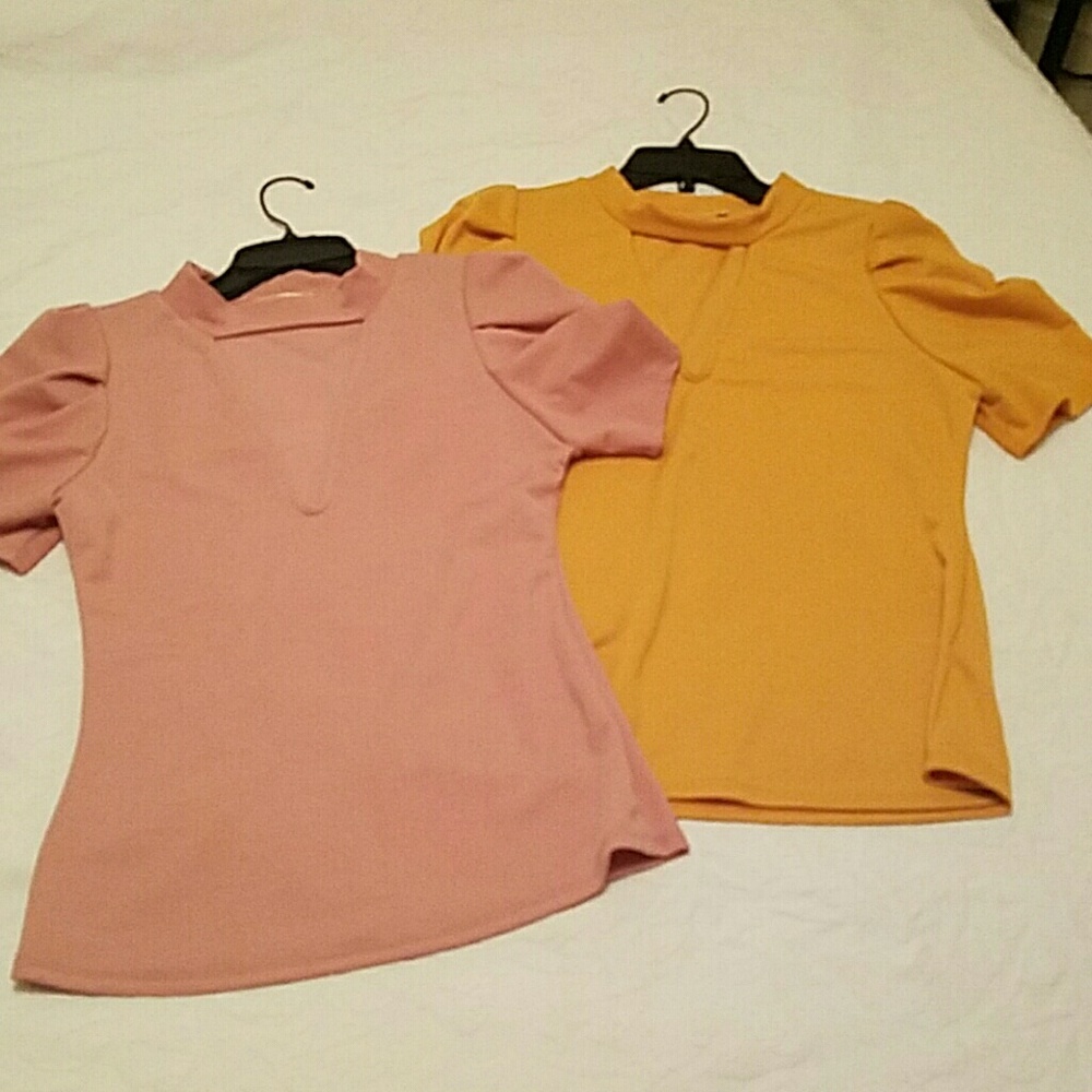 2 blouses